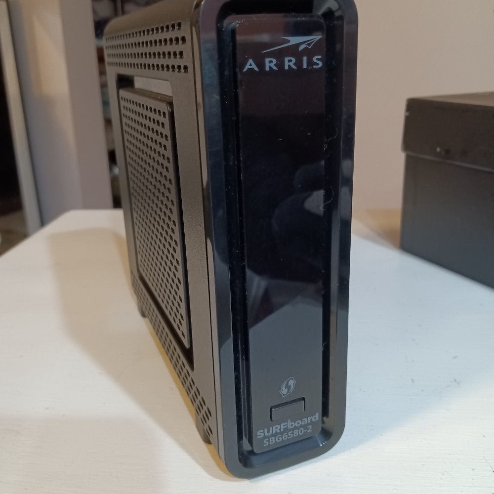 Arris Surfboard SBG6580-2 modem